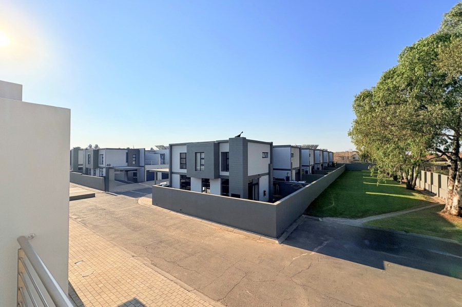 3 Bedroom Property for Sale in Rynfield Gauteng