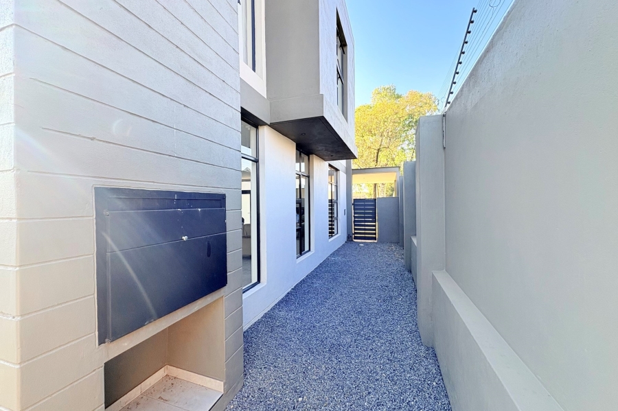 3 Bedroom Property for Sale in Rynfield Gauteng