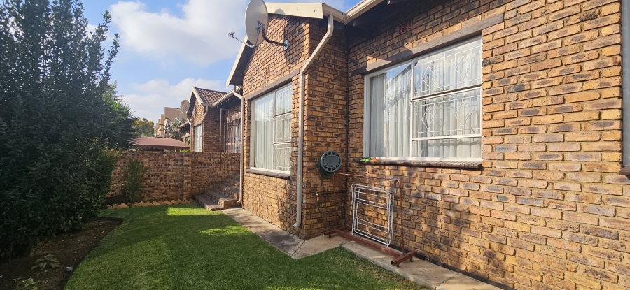 3 Bedroom Property for Sale in Randhart Gauteng