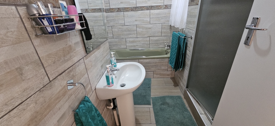 3 Bedroom Property for Sale in Randhart Gauteng