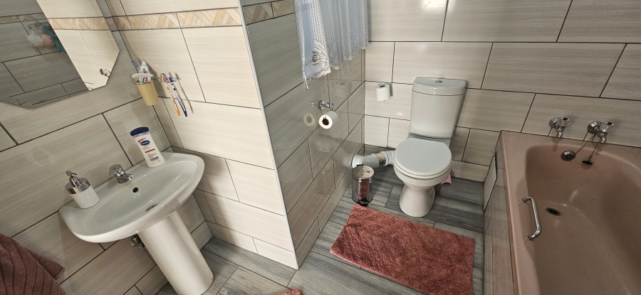 3 Bedroom Property for Sale in Randhart Gauteng