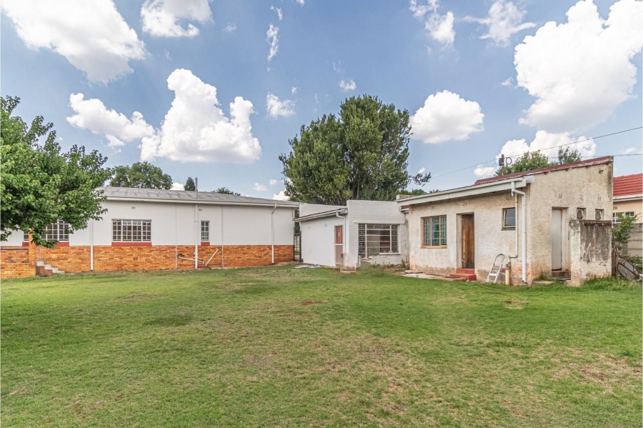 To Let 3 Bedroom Property for Rent in Florida Gauteng