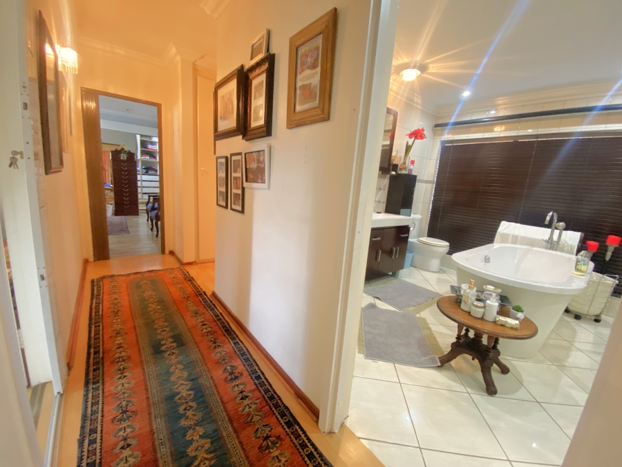 3 Bedroom Property for Sale in Noordheuwel Gauteng