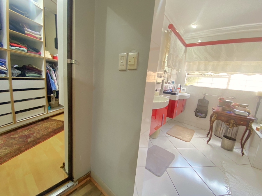 3 Bedroom Property for Sale in Noordheuwel Gauteng