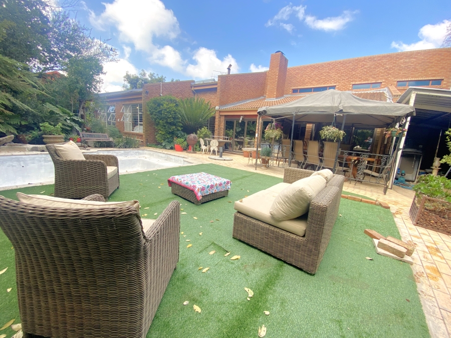 3 Bedroom Property for Sale in Noordheuwel Gauteng