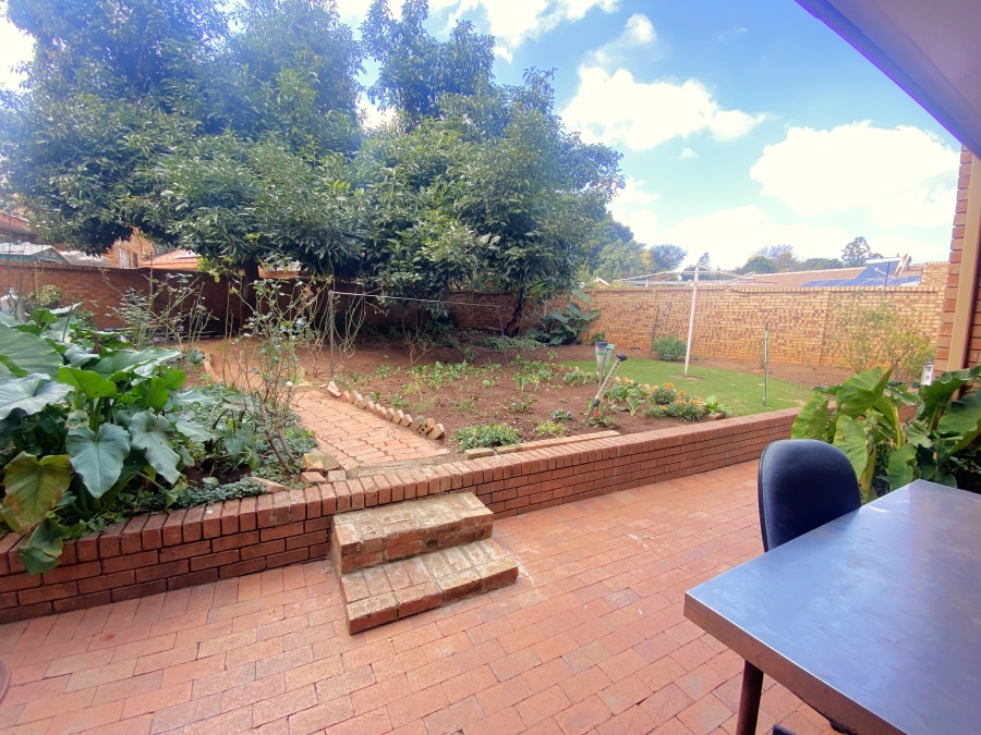 3 Bedroom Property for Sale in Noordheuwel Gauteng