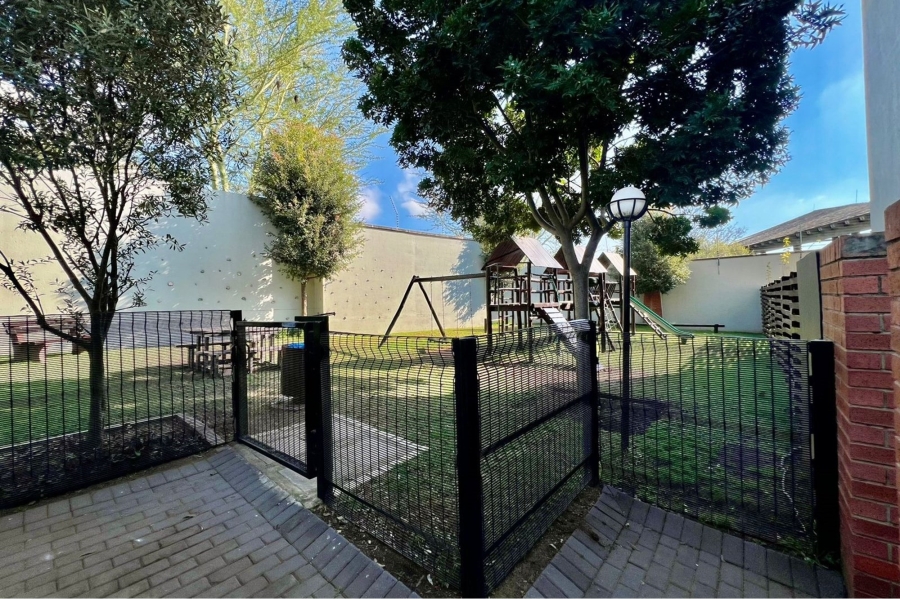 To Let 2 Bedroom Property for Rent in Dainfern Gauteng