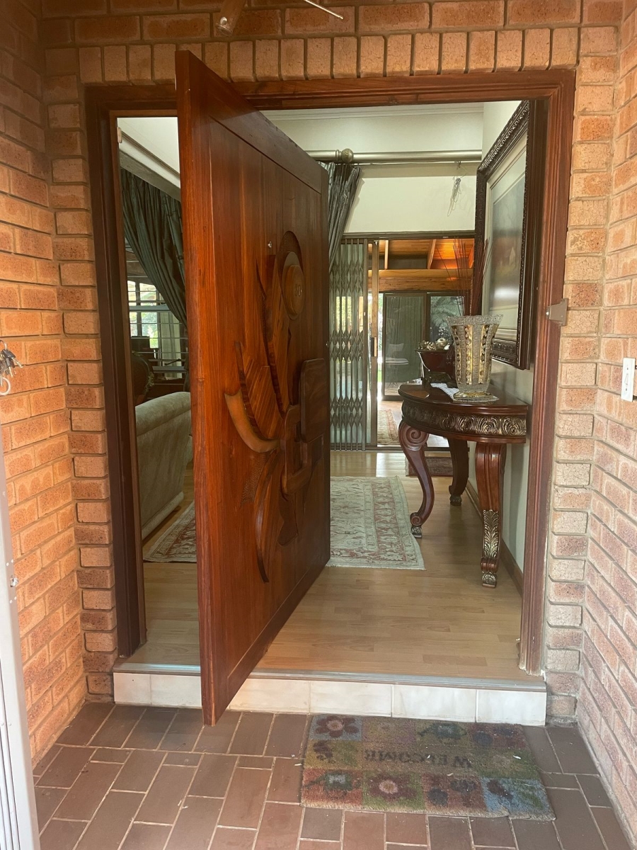 3 Bedroom Property for Sale in Noordheuwel Gauteng