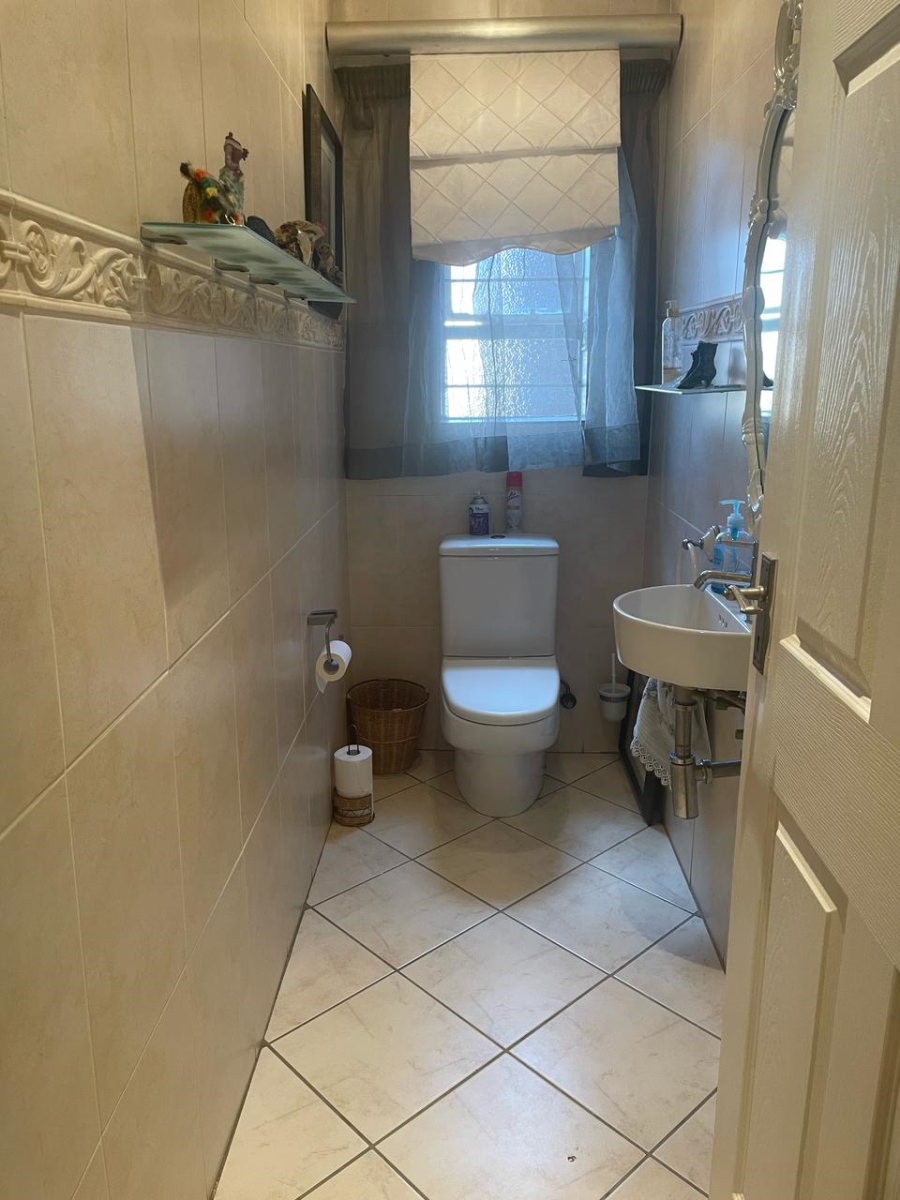 3 Bedroom Property for Sale in Noordheuwel Gauteng