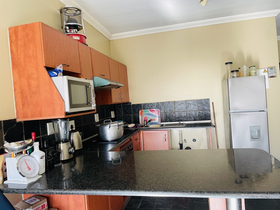 2 Bedroom Property for Sale in Erand Gardens Gauteng