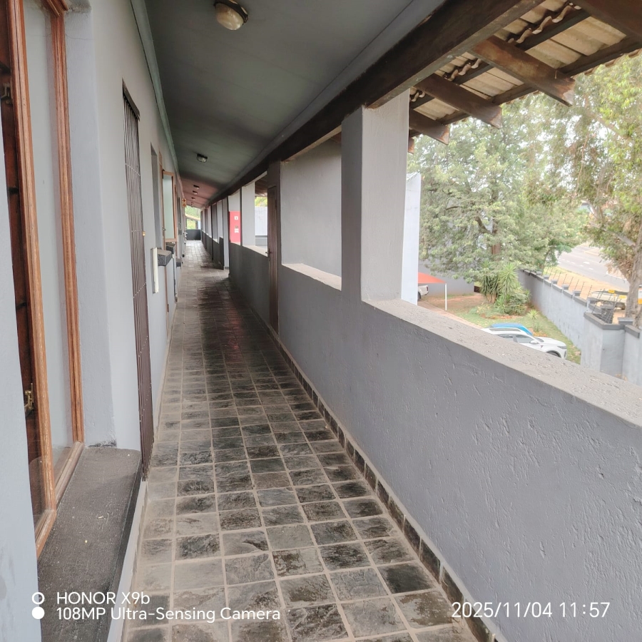 2 Bedroom Property for Sale in Erand Gardens Gauteng