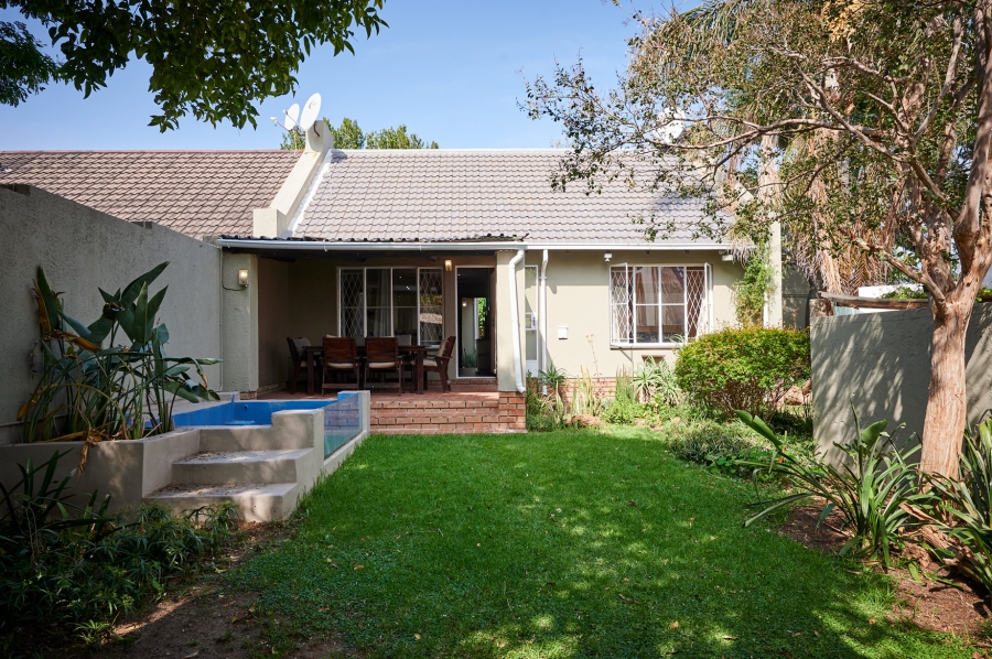 2 Bedroom Property for Sale in Noordwyk Gauteng