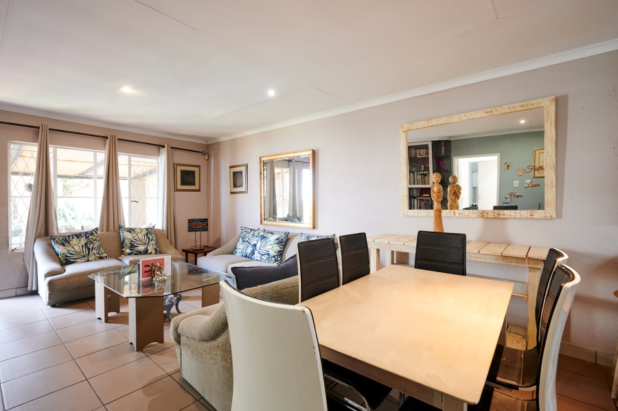 2 Bedroom Property for Sale in Noordwyk Gauteng
