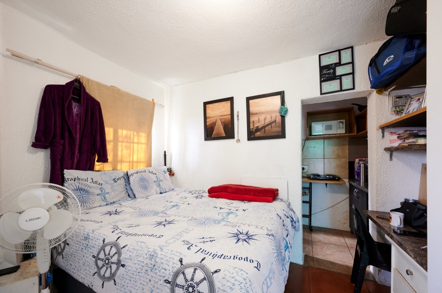 2 Bedroom Property for Sale in Noordwyk Gauteng