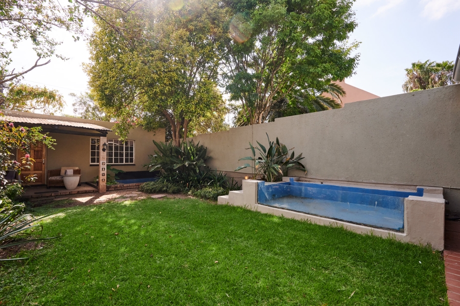 2 Bedroom Property for Sale in Noordwyk Gauteng