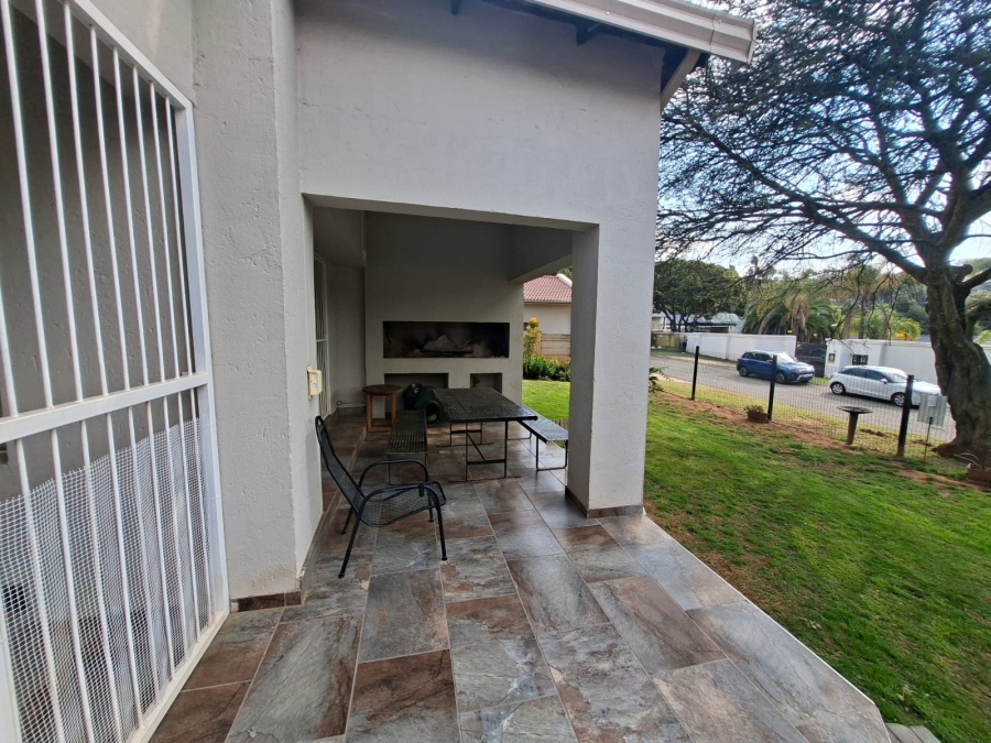 4 Bedroom Property for Sale in Rangeview Gauteng