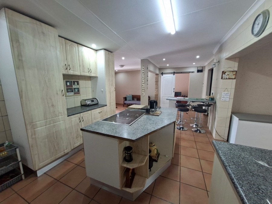 4 Bedroom Property for Sale in Rangeview Gauteng