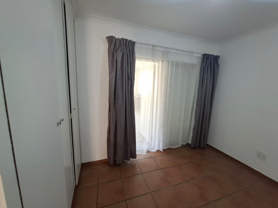 4 Bedroom Property for Sale in Rangeview Gauteng