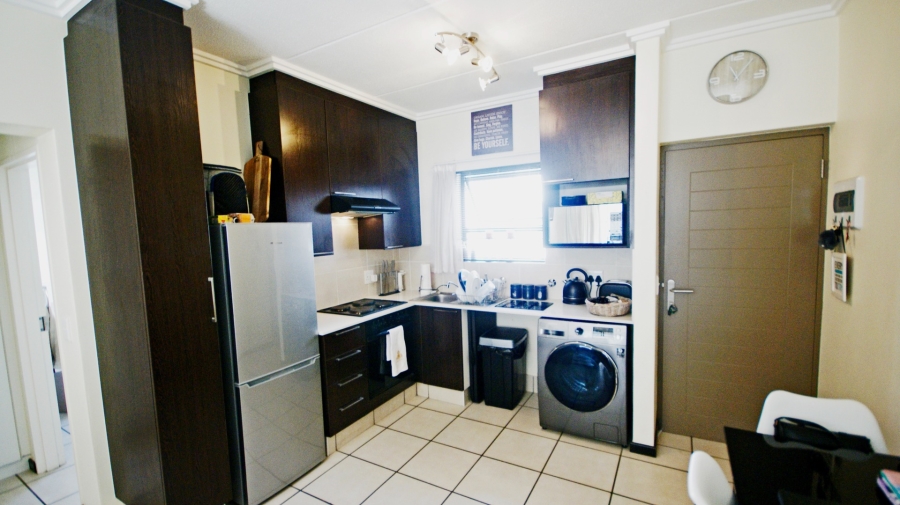 To Let 1 Bedroom Property for Rent in Bryanston Gauteng