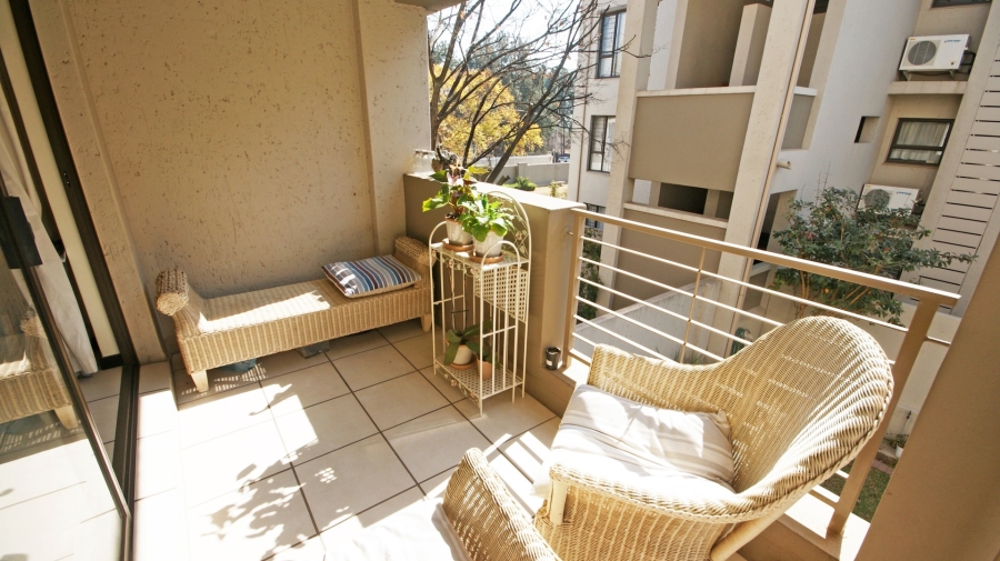 To Let 1 Bedroom Property for Rent in Bryanston Gauteng