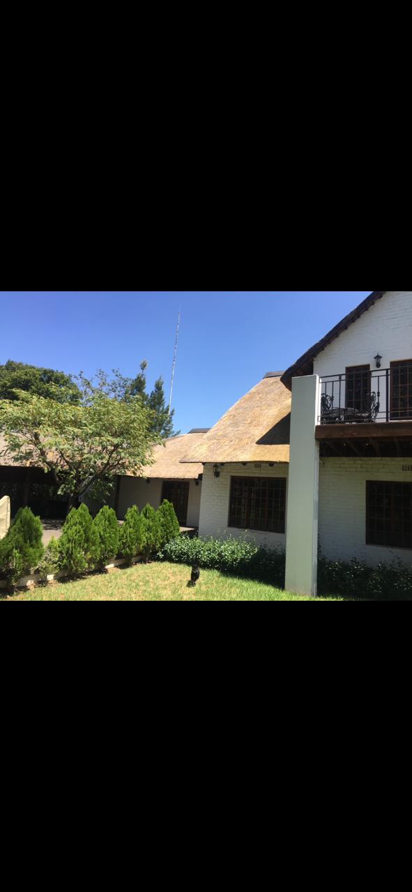 4 Bedroom Property for Sale in Carlswald Gauteng