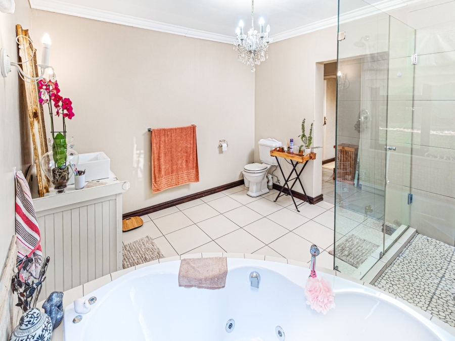 To Let 4 Bedroom Property for Rent in Fourways Gardens Gauteng