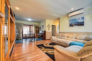 3 Bedroom Property for Sale in Glen Marais Gauteng