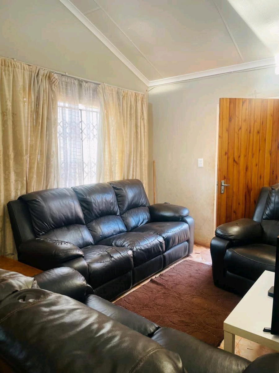 3 Bedroom Property for Sale in Mohlakeng Gauteng