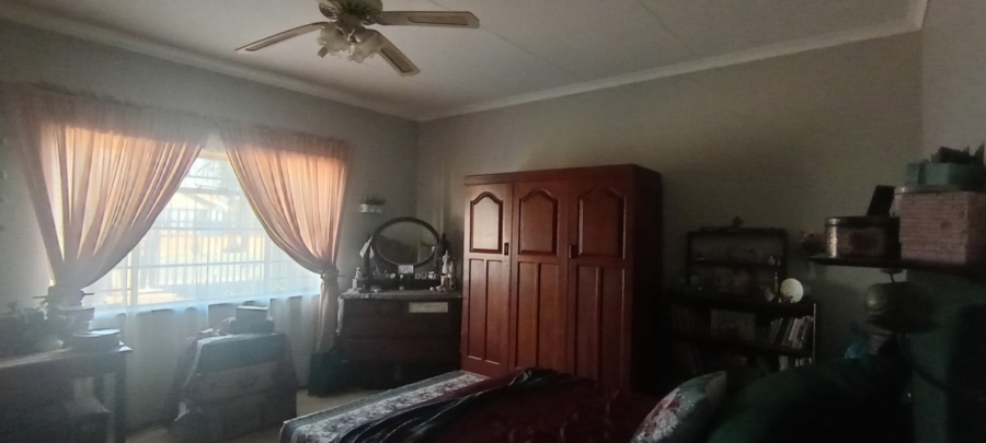 3 Bedroom Property for Sale in Geduld Gauteng