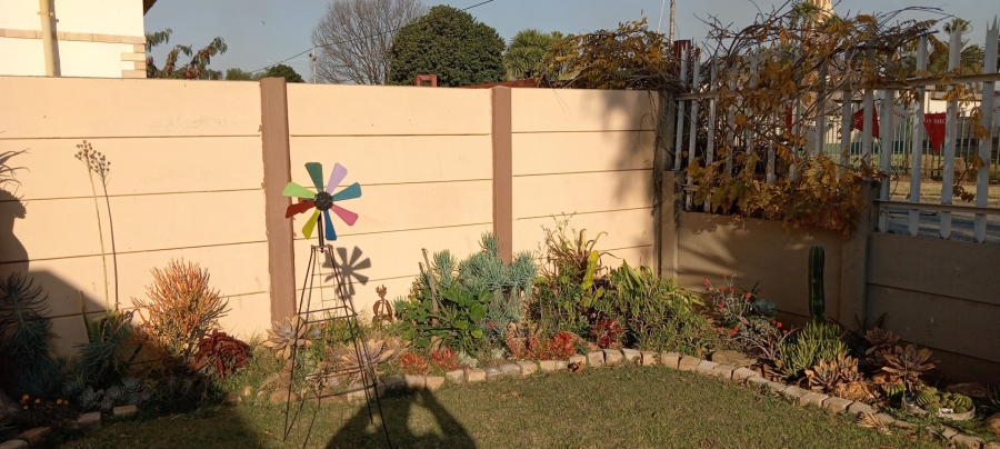 3 Bedroom Property for Sale in Geduld Gauteng