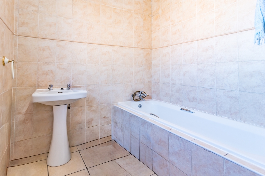 4 Bedroom Property for Sale in Brakpan North Gauteng