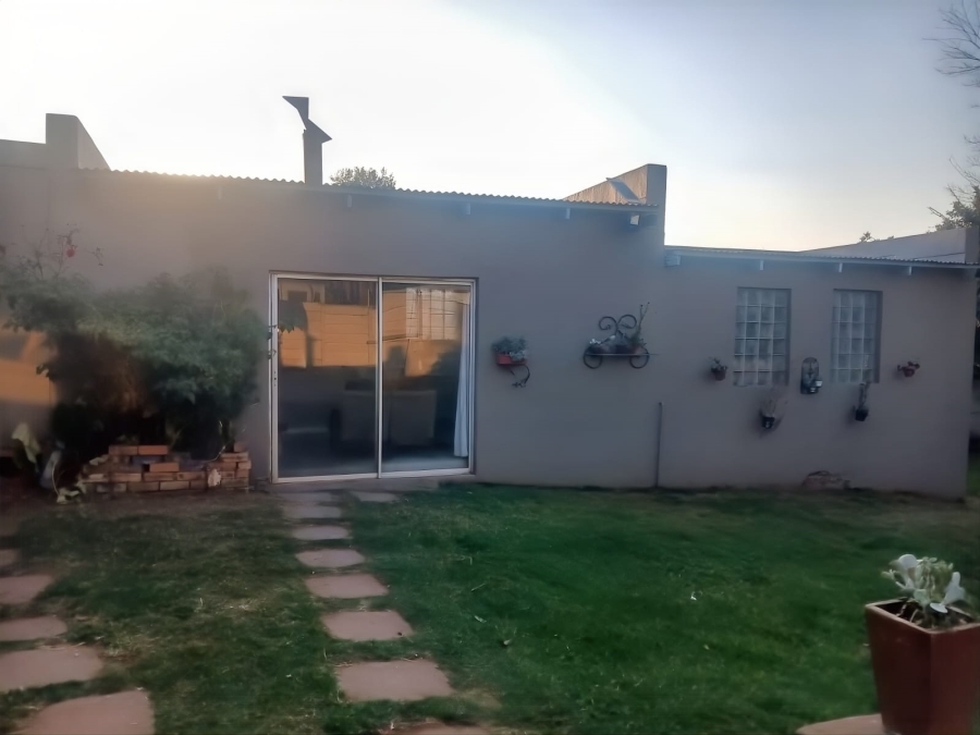 3 Bedroom Property for Sale in Wentworth Park Gauteng