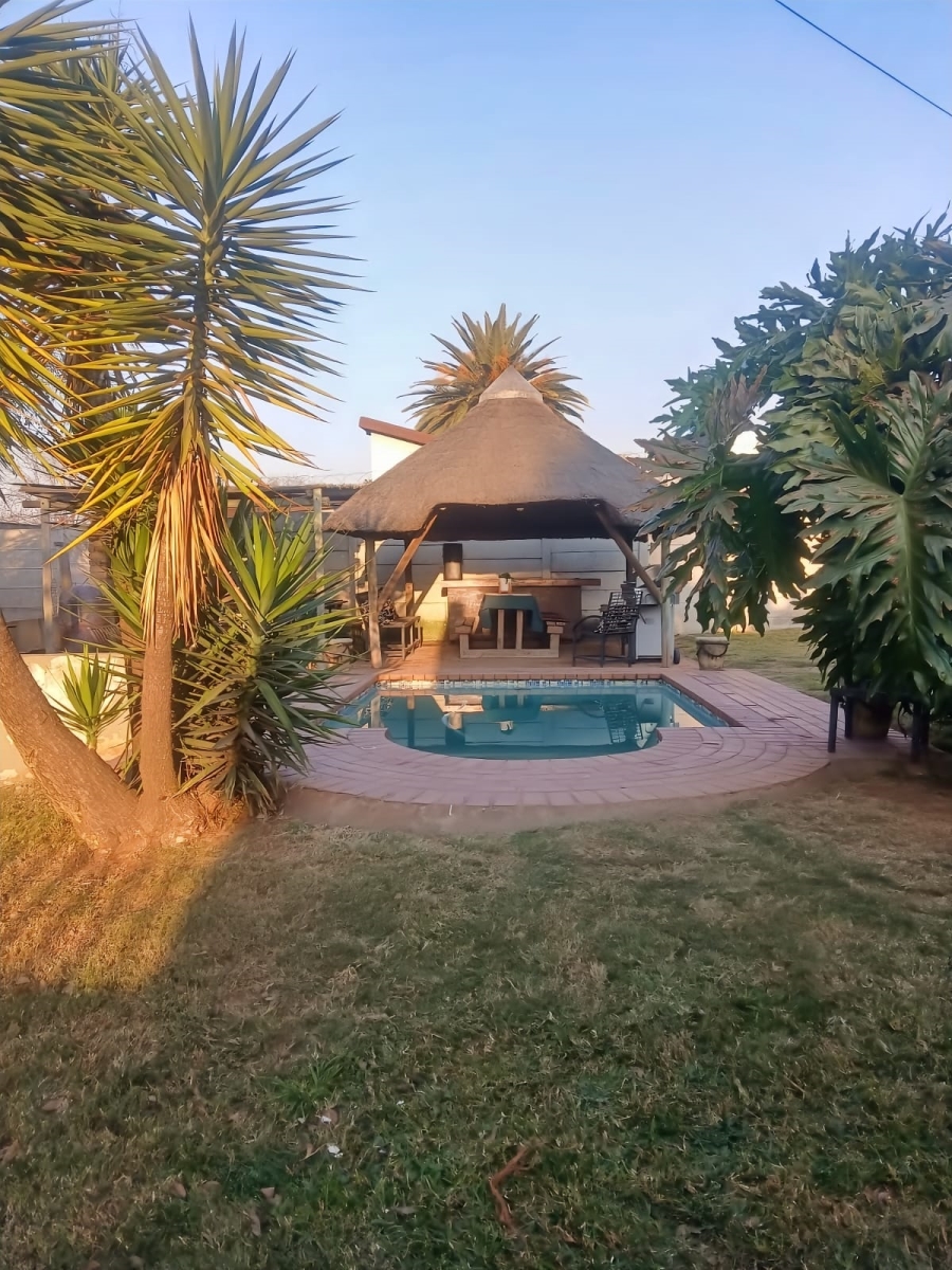 3 Bedroom Property for Sale in Wentworth Park Gauteng