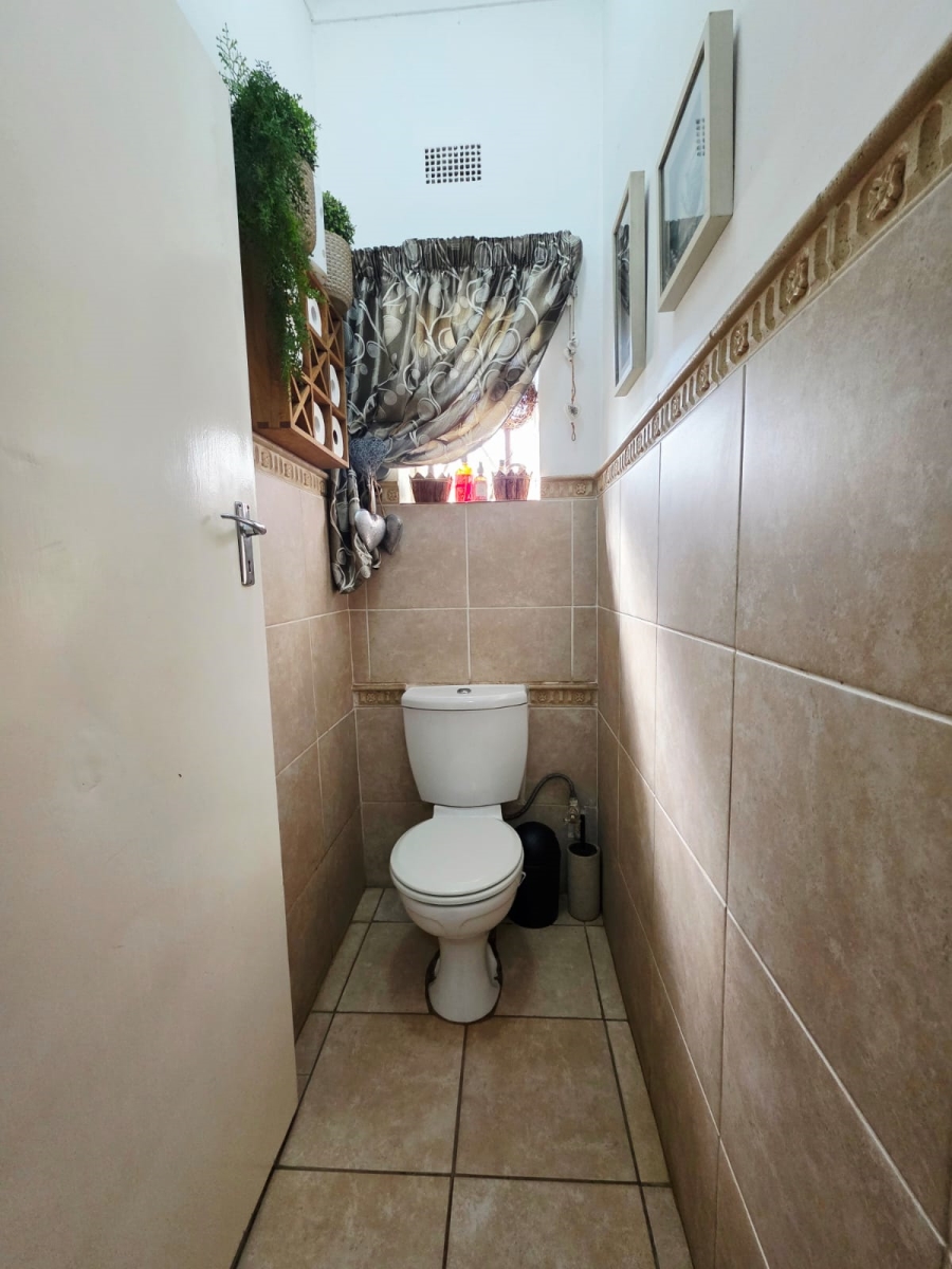 3 Bedroom Property for Sale in Wentworth Park Gauteng