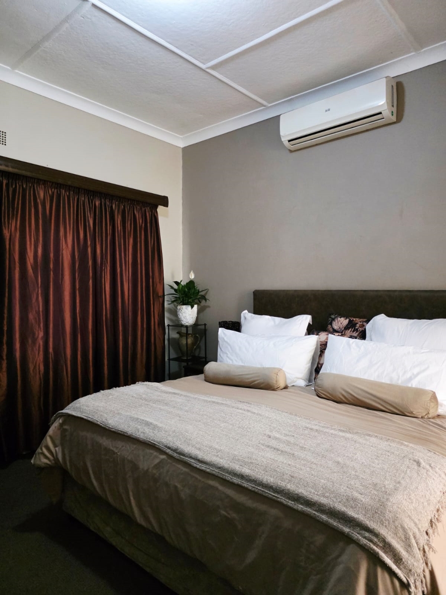 3 Bedroom Property for Sale in Wentworth Park Gauteng
