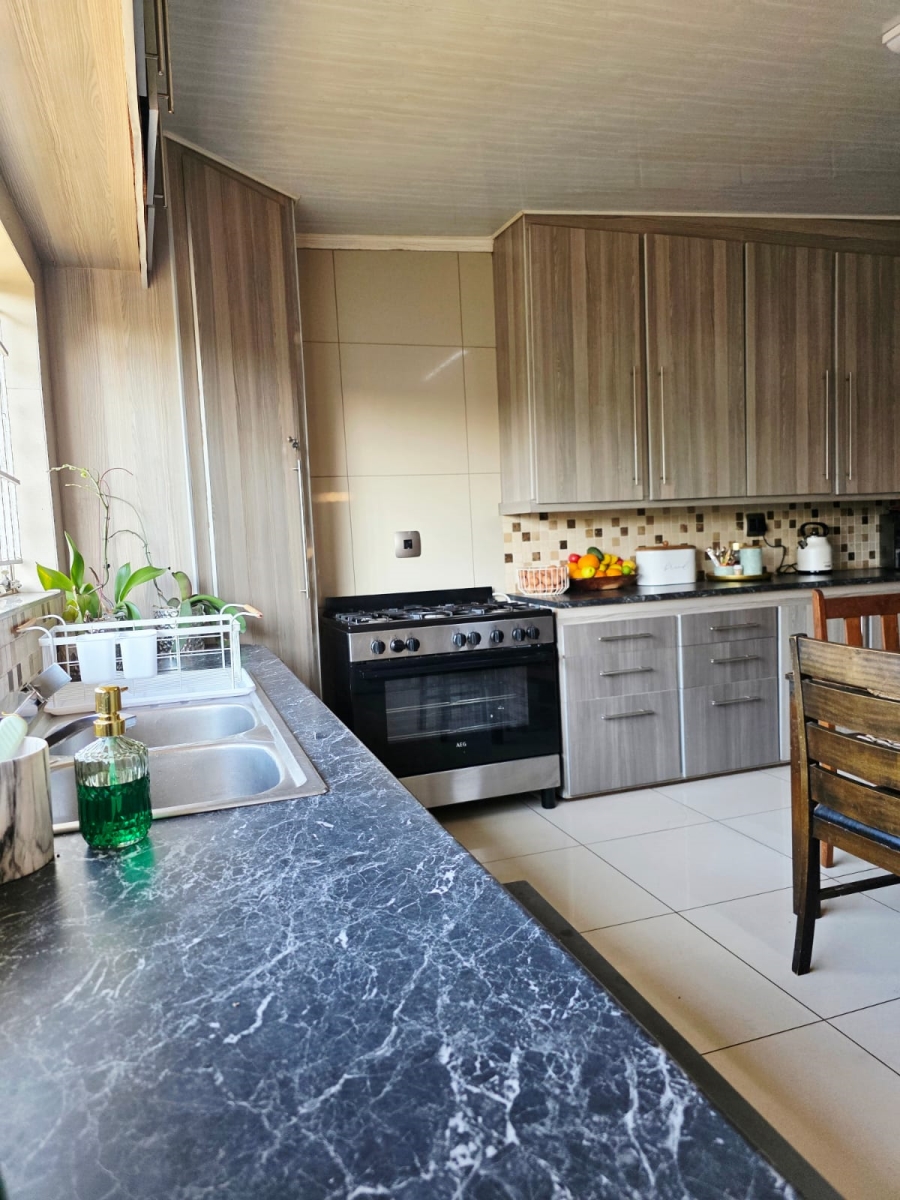 3 Bedroom Property for Sale in Wentworth Park Gauteng