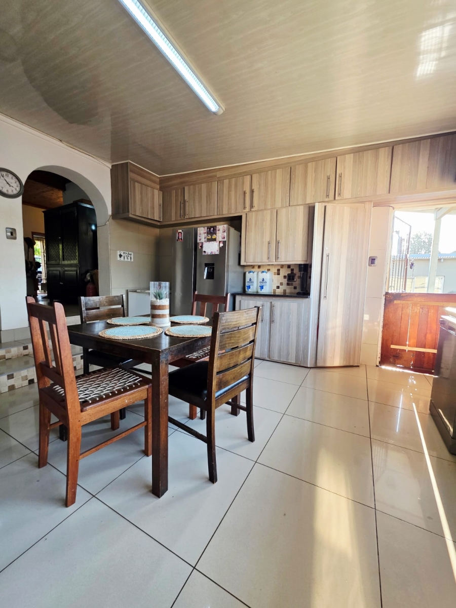 3 Bedroom Property for Sale in Wentworth Park Gauteng