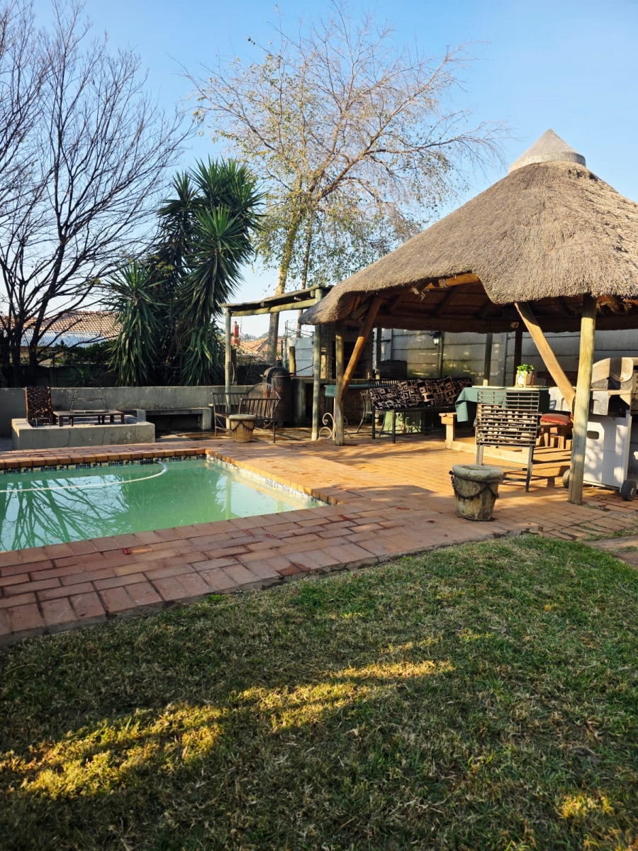 3 Bedroom Property for Sale in Wentworth Park Gauteng