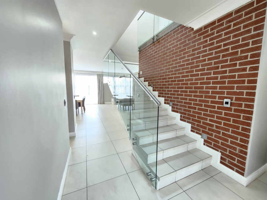 3 Bedroom Property for Sale in Waterkloof Gauteng