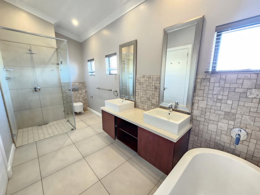 3 Bedroom Property for Sale in Waterkloof Gauteng