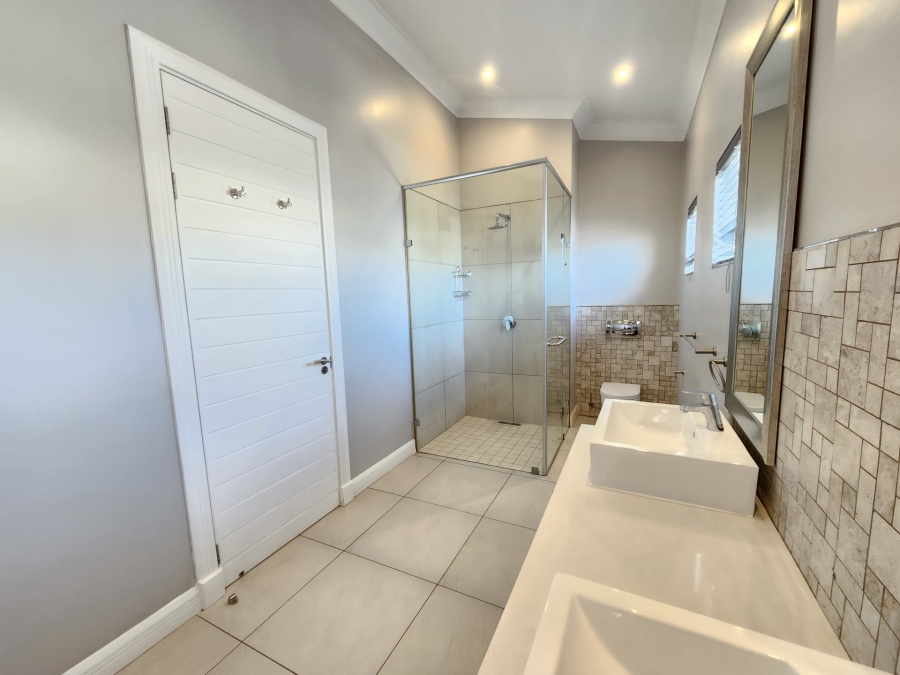 3 Bedroom Property for Sale in Waterkloof Gauteng