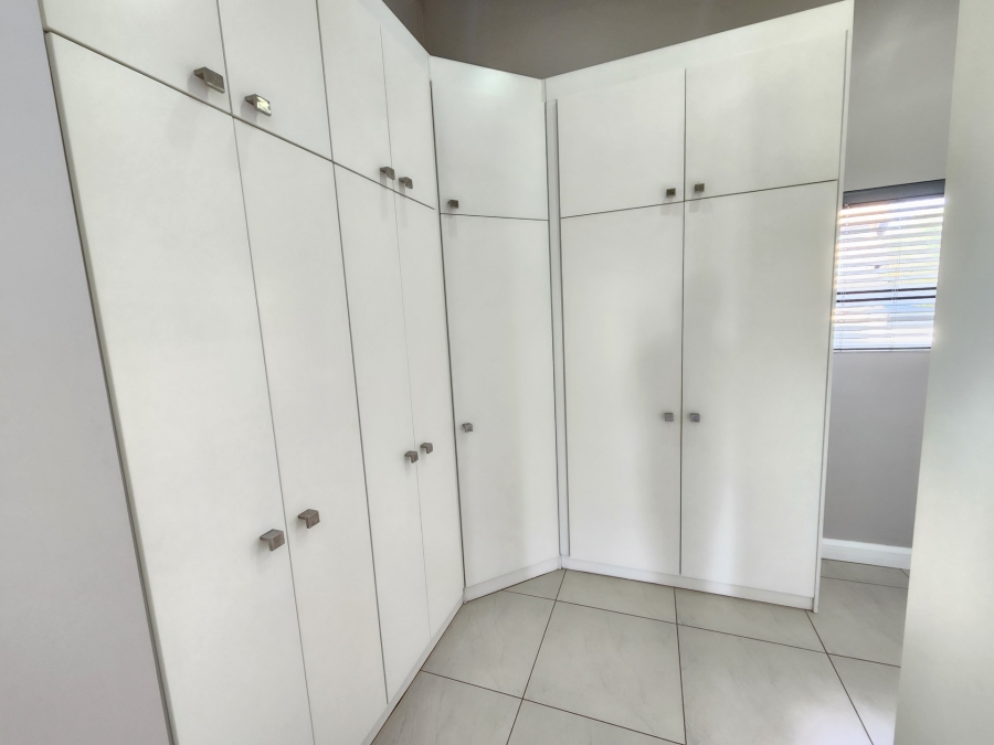3 Bedroom Property for Sale in Waterkloof Gauteng