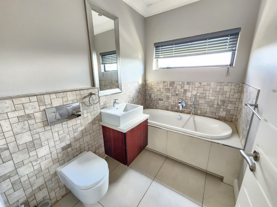3 Bedroom Property for Sale in Waterkloof Gauteng