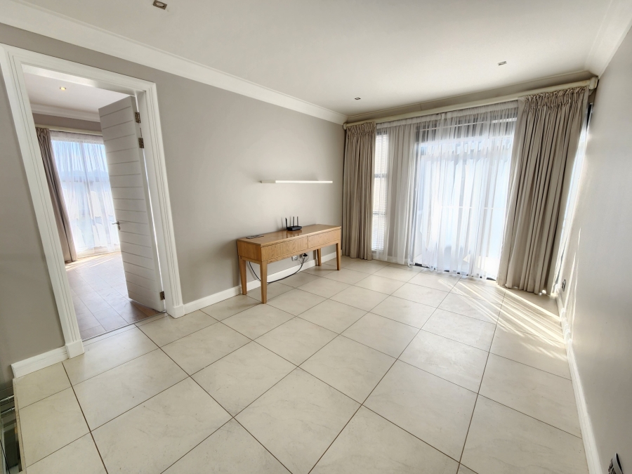 3 Bedroom Property for Sale in Waterkloof Gauteng