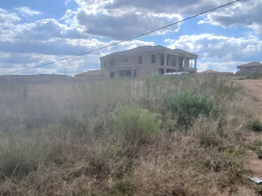 0 Bedroom Property for Sale in Mohlakeng Gauteng