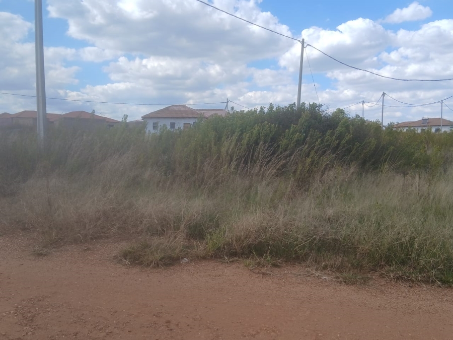 0 Bedroom Property for Sale in Mohlakeng Gauteng