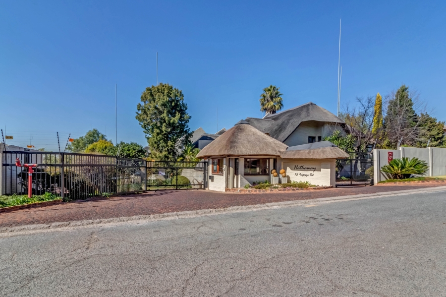 To Let 2 Bedroom Property for Rent in Paulshof Gauteng