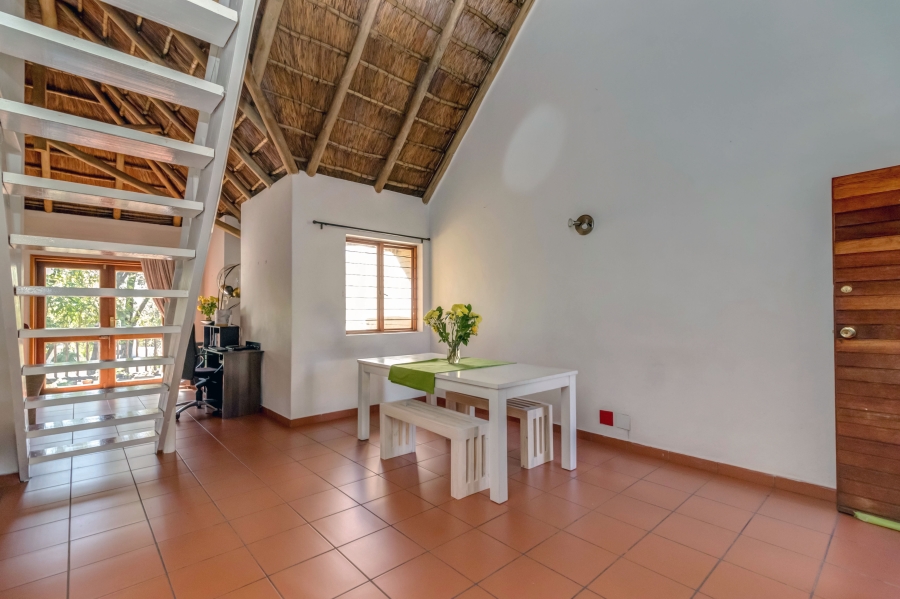 To Let 2 Bedroom Property for Rent in Paulshof Gauteng