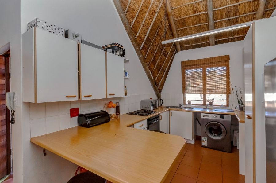 To Let 2 Bedroom Property for Rent in Paulshof Gauteng