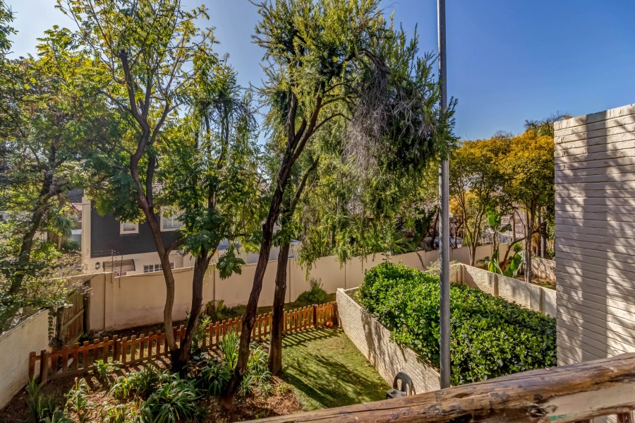 To Let 2 Bedroom Property for Rent in Paulshof Gauteng